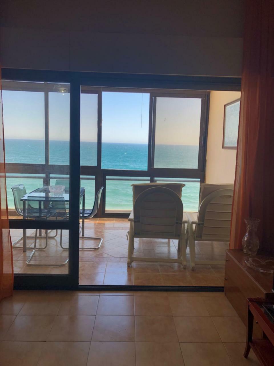 Malibu Playa Apartamento 贝纳尔马德纳 外观 照片