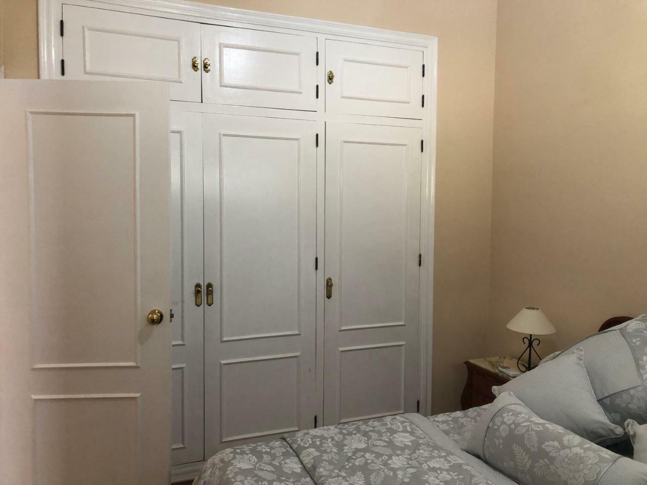 Malibu Playa Apartamento 贝纳尔马德纳 外观 照片