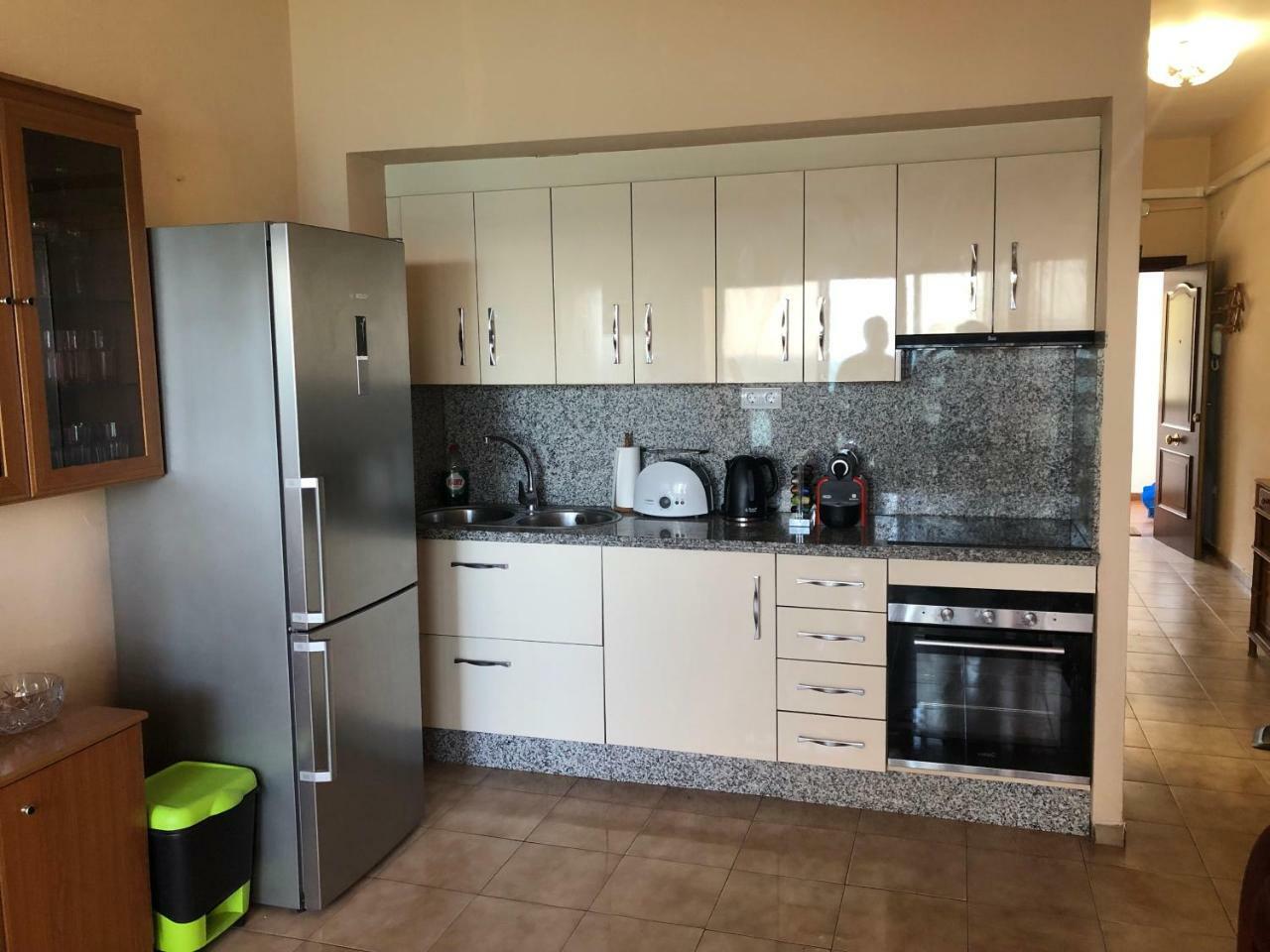 Malibu Playa Apartamento 贝纳尔马德纳 外观 照片