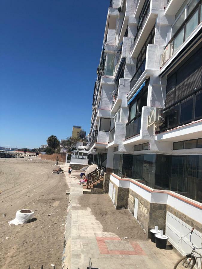 Malibu Playa Apartamento 贝纳尔马德纳 外观 照片